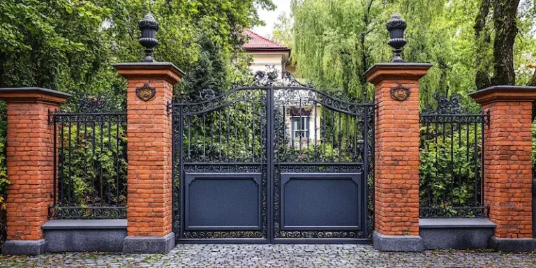 Bramy i ogrodzenia z Polski